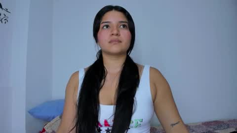 Snapshot of ayheleen_sexygirl3 chatting on 18, 10, 2025 Mariana online show from 18, 10, 2025