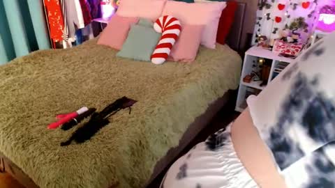 Ayla hill online show from 14, 3, 2026