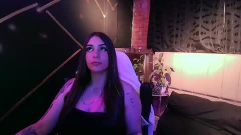 Snapshot of ayla_ny chatting on 24, 6, 2026 nany online show from 24, 6, 2026