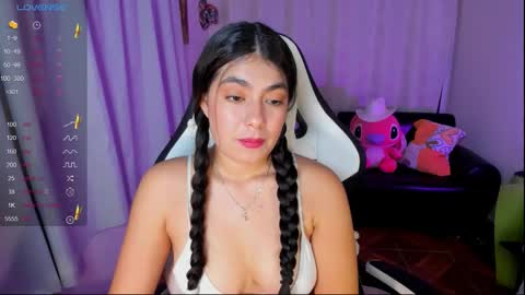 Snapshot of aylenmiller_ chatting on 23, 10, 2025 Aylen online show from 23, 10, 2025