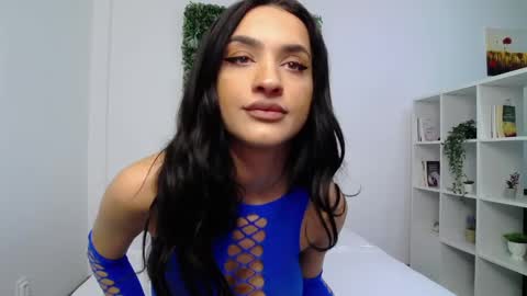 Snapshot of aylin_ross chatting on 15, 1, 2025 Aylin Ross online show from 15, 1, 2025