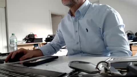 Snapshot of aylinniyerim chatting on 19, 11, 2025 aylinniyerim online show from 19, 11, 2025