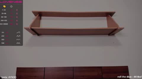 Snapshot of ayn3q chatting on 14, 12, 2024 AYNEK fansly online show from 14, 12, 2024