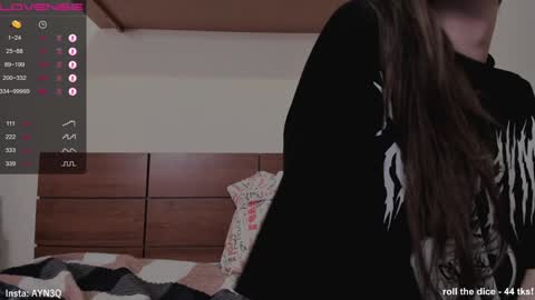 Snapshot of ayn3q chatting on 23, 12, 2024 AYNEK fansly online show from 23, 12, 2024