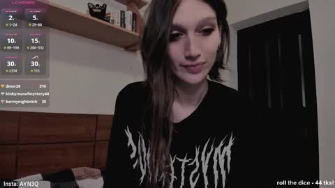 Snapshot of ayn3q chatting on 2, 3, 2025 AYNEK fansly online show from 2, 3, 2025