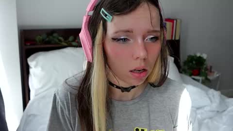 Ayra Lust online show from 2, 3, 2025