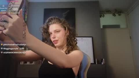 Ayreen Moore online show from 18, 3, 2026