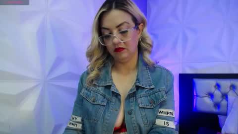 Azahara online show from 28, 2, 2026