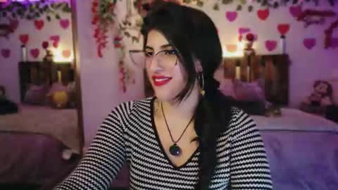 Snapshot of azaharnoor chatting on 3, 7, 2026 Azahar online show from 3, 7, 2026