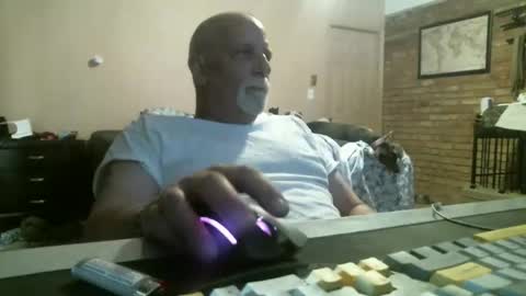 azjohnny online show from 4, 4, 2026