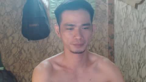 Snapshot of azn_philip chatting on 30, 10, 2025 Philip online show from 30, 10, 2025