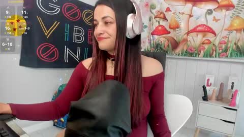 Azucena R online show from 11, 3, 2025