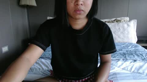 Snapshot of babaeng_sygbin chatting on 13, 7, 2026 marie online show from 13, 7, 2026