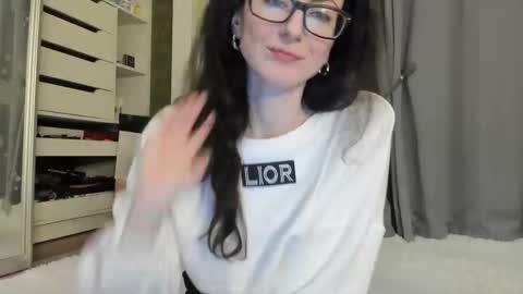 babby_jewel online show from 15, 10, 2025