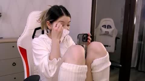 Snapshot of babby_rabbit_ chatting on 18, 11, 2025 Cute Raby online show from 18, 11, 2025