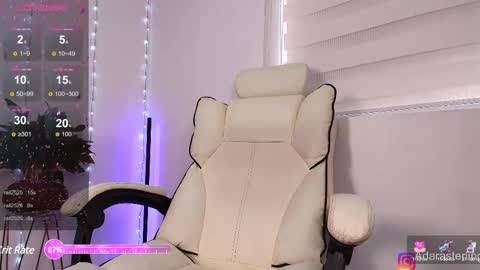 adara sterling online show from 28, 2, 2025