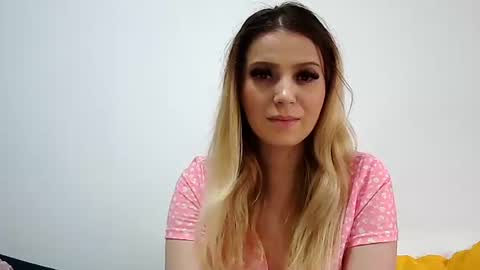 Baby Blonde online show from 25, 1, 2025