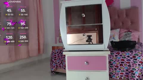 zaleya online show from 10, 11, 2025