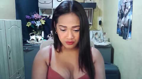 cassandra online show from 23, 10, 2025