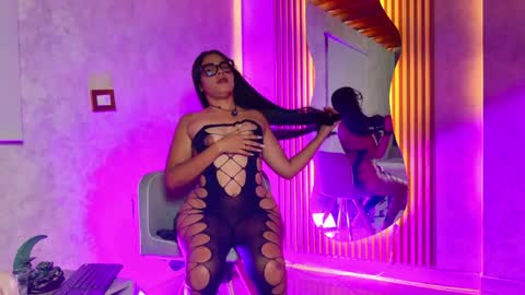 Snapshot of baby_chloe77 chatting on 15, 5, 2026 baby_chloe77 online show from 15, 5, 2026