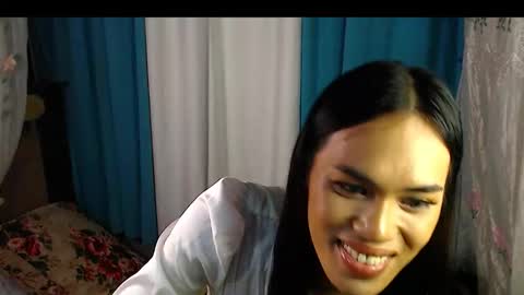 Snapshot of baby_fu chatting on 14, 11, 2025 Nathalia online show from 14, 11, 2025