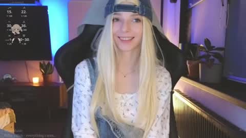 Snapshot of baby_gopn1k chatting on 21, 1, 2025 baby gopn1k online show from 21, 1, 2025