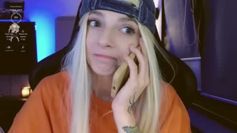 Snapshot of baby_gopn1k chatting on 6, 2, 2025 baby gopn1k online show from 6, 2, 2025