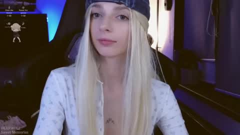 Snapshot of baby_gopn1k chatting on 11, 2, 2025 baby gopn1k online show from 11, 2, 2025