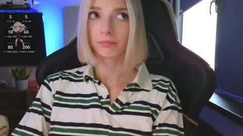 Snapshot of baby_gopn1k chatting on 24, 9, 2025 baby gopn1k online show from 24, 9, 2025