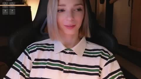 Snapshot of baby_gopn1k chatting on 14, 11, 2025 baby gopn1k online show from 14, 11, 2025