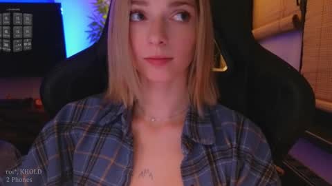 Snapshot of baby_gopn1k chatting on 6, 1, 2026 baby gopn1k online show from 6, 1, 2026