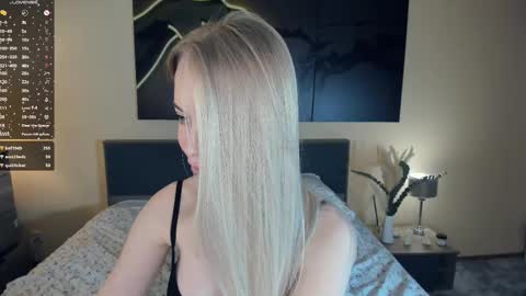 Snapshot of baby_is_ready chatting on 10, 3, 2025 Emily online show from 10, 3, 2025