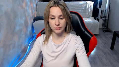 baby_kitte online show from 2, 3, 2026