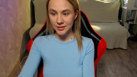 baby_kitte online show from 8, 4, 2026