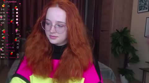 Snapshot of baby_little_fox chatting on 7, 10, 2025 baby_little_fox online show from 7, 10, 2025