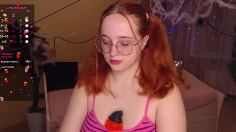 Snapshot of baby_little_fox chatting on 23, 10, 2025 baby_little_fox online show from 23, 10, 2025