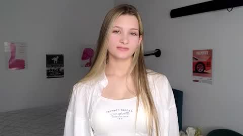 Snapshot of baby_ruth chatting on 17, 9, 2025 Ruth online show from 17, 9, 2025