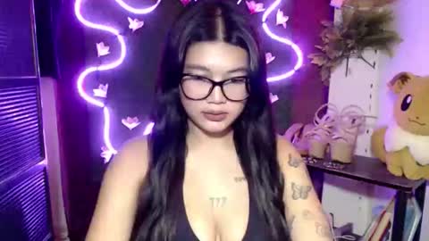 Snapshot of baby_san chatting on 6, 11, 2025 mae online show from 6, 11, 2025