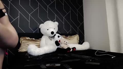 Snapshot of baby_skyler chatting on 2, 6, 2026 babyy online show from 2, 6, 2026