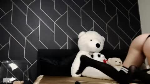 Snapshot of baby_skyler chatting on 4, 6, 2026 babyy online show from 4, 6, 2026