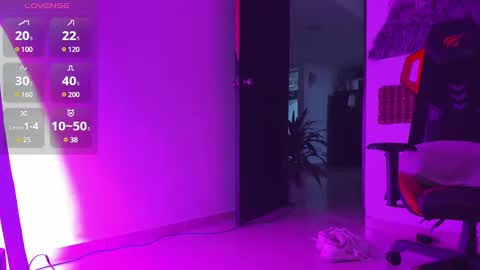 FOLLOW ME  online show from 7, 3, 2025