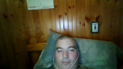 Snapshot of babybaby83 chatting on 4, 12, 2024 Darren online show from 4, 12, 2024