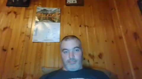 Snapshot of babybaby83 chatting on 21, 11, 2025 Darren online show from 21, 11, 2025