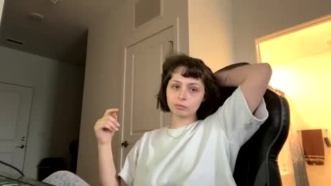 Snapshot of babyblue0194 chatting on 10, 2, 2025 babybray online show from 10, 2, 2025