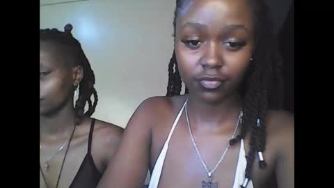 Snapshot of babybrown20 chatting on 23, 5, 2026 babybrown online show from 23, 5, 2026
