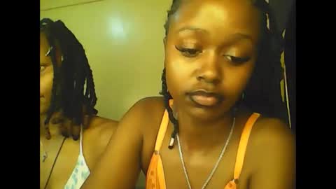 Snapshot of babybrown20 chatting on 24, 5, 2026 babybrown online show from 24, 5, 2026