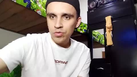 Snapshot of babydarkpink chatting on 7, 2, 2026 Dani online show from 7, 2, 2026