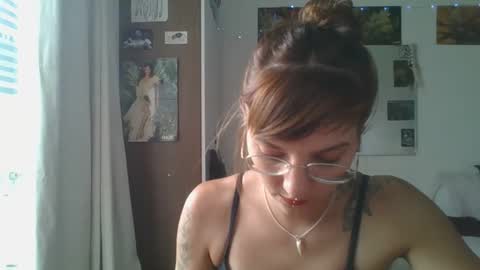 Snapshot of babydemon6 chatting on 10, 1, 2025 babydemon6 online show from 10, 1, 2025