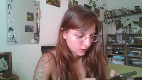 Snapshot of babydemon6 chatting on 25, 2, 2025 babydemon6 online show from 25, 2, 2025