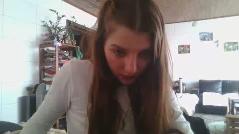 Snapshot of babydemon6 chatting on 19, 10, 2025 babydemon6 online show from 19, 10, 2025